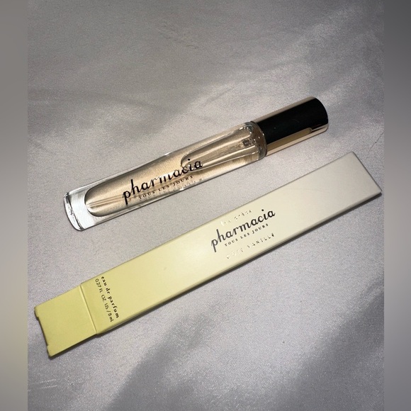 Other - Anthropologie Cotte  vanilla travel size cute sexy beauty 💛💛💛 - 0.27 FL. OZ 8ml